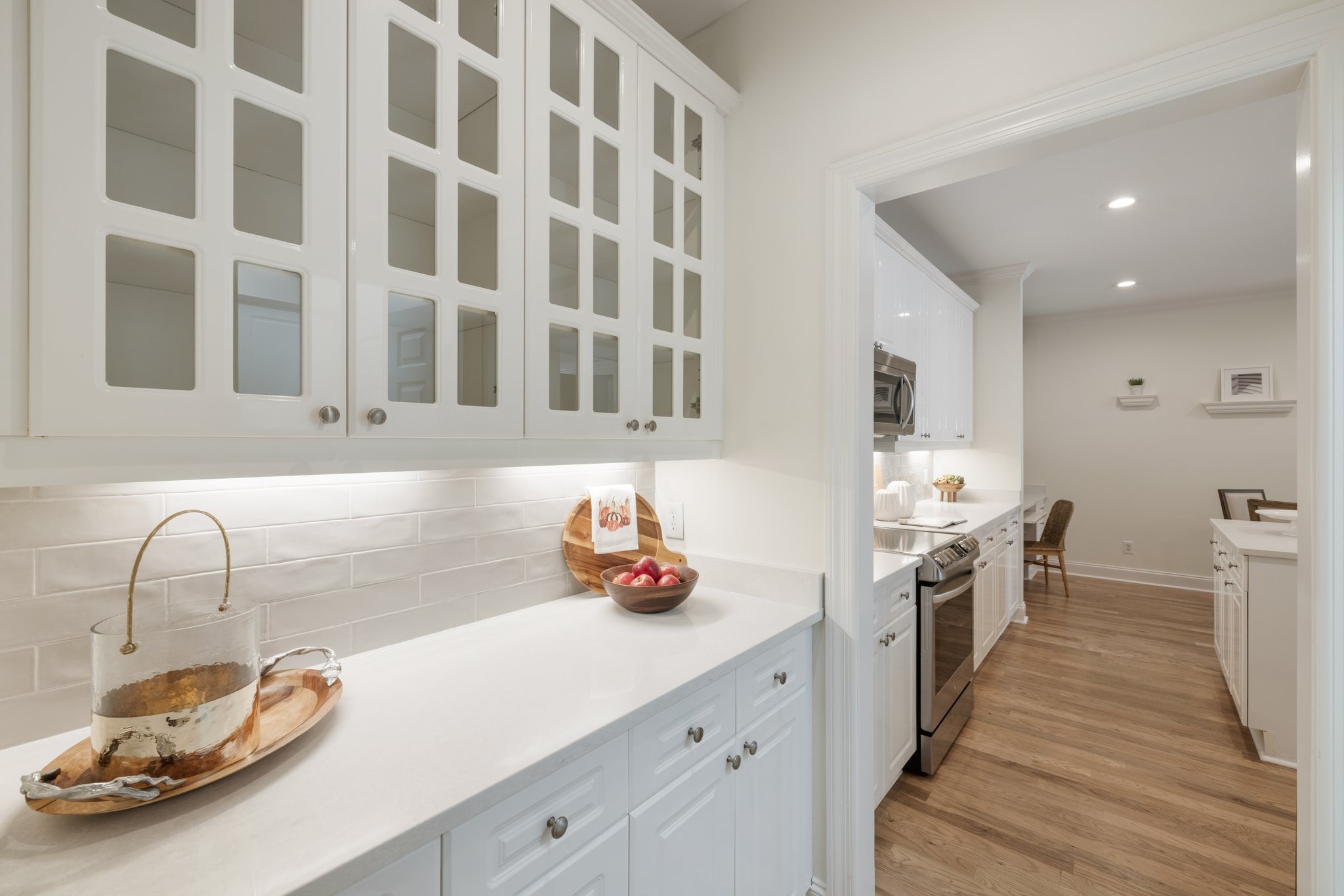 541 Marigold Drive Franklin, TN 37064 - Photo 28 of 69 a kitchen with stainless steel appliances a sink stove and cabinets
