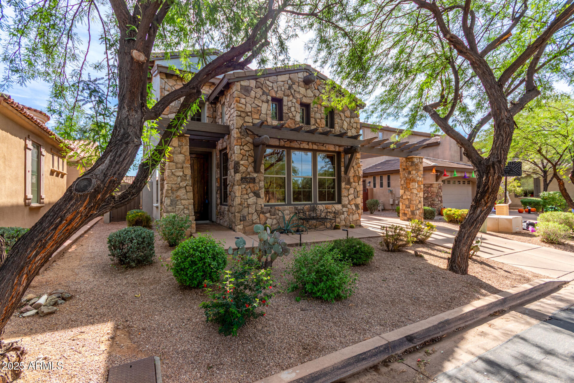9201 East Canyon View Road Scottsdale, AZ 85255 - Photo 6 of 54 06 Canyon View