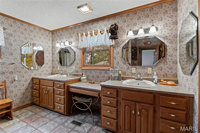 $649,999 | 1310 Tillman Road, Farmington, MO 63640