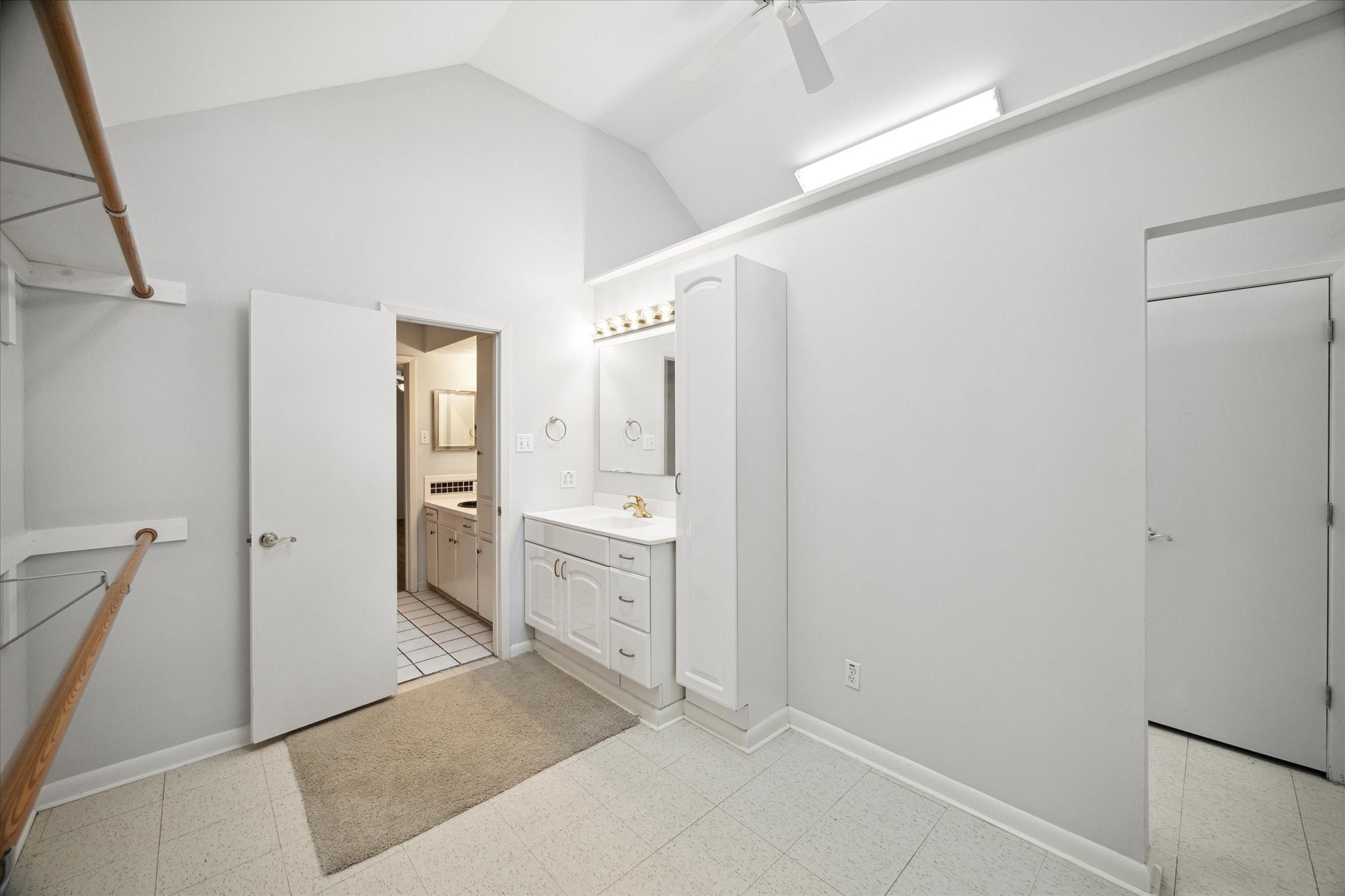 8730 Cedarspur Drive Houston, TX 77055 - Photo 20 of 23 a bathroom with a granite countertop sink and shower