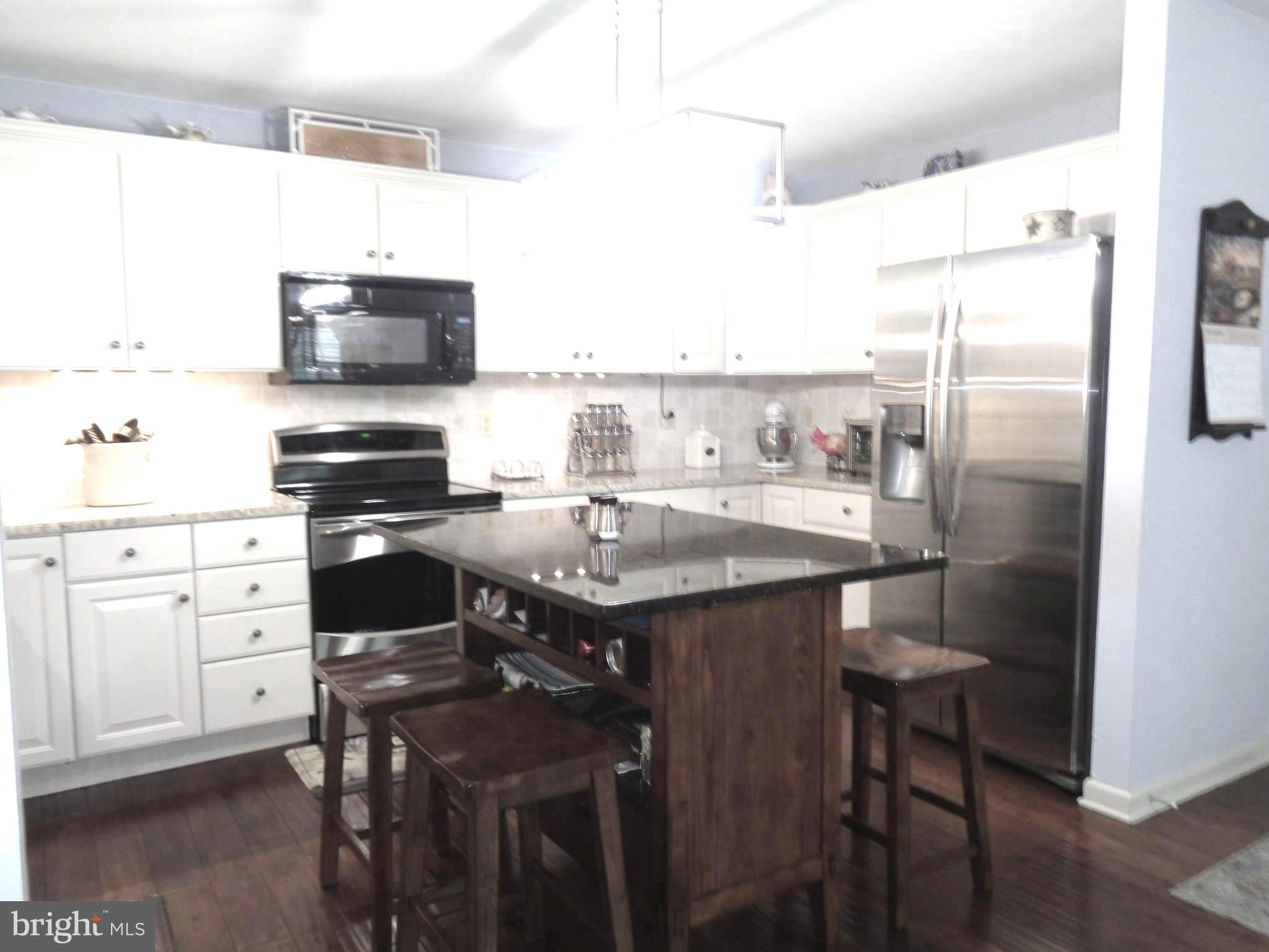 112 Sutherland Road Lancaster, PA 17603 - Photo 13 of 34