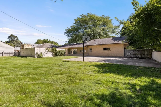 $229,900 | 1104 Winthrop Lane, Rockford, IL 61107