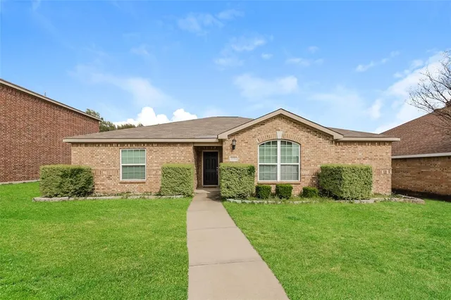 $2,109 | 1026 Barrymore Lane, Duncanville, TX 75137