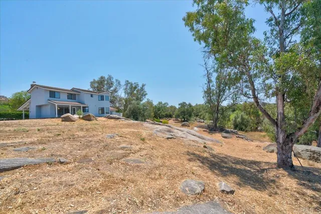 $950,000 | 18434 Ramona View Drive, Ramona, CA 92065