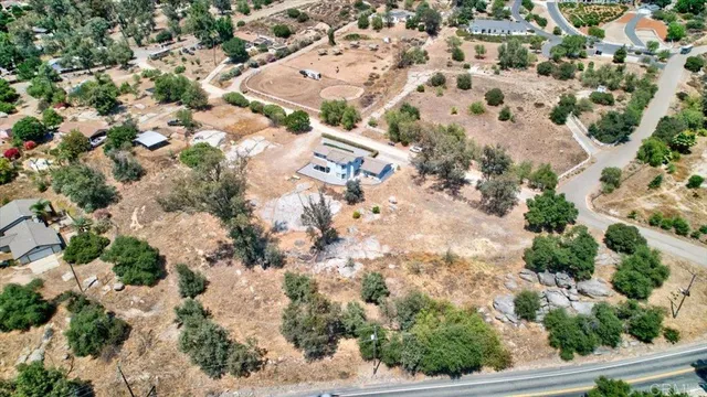 $950,000 | 18434 Ramona View Drive, Ramona, CA 92065