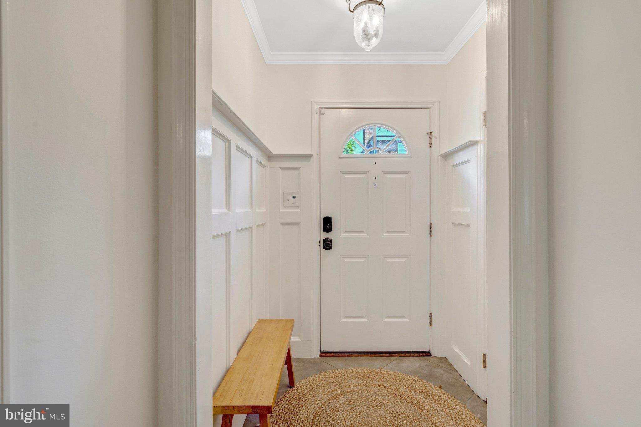1122 Kensington Road McLean, VA 22101 - Photo 3 of 35 Gallery Image 3