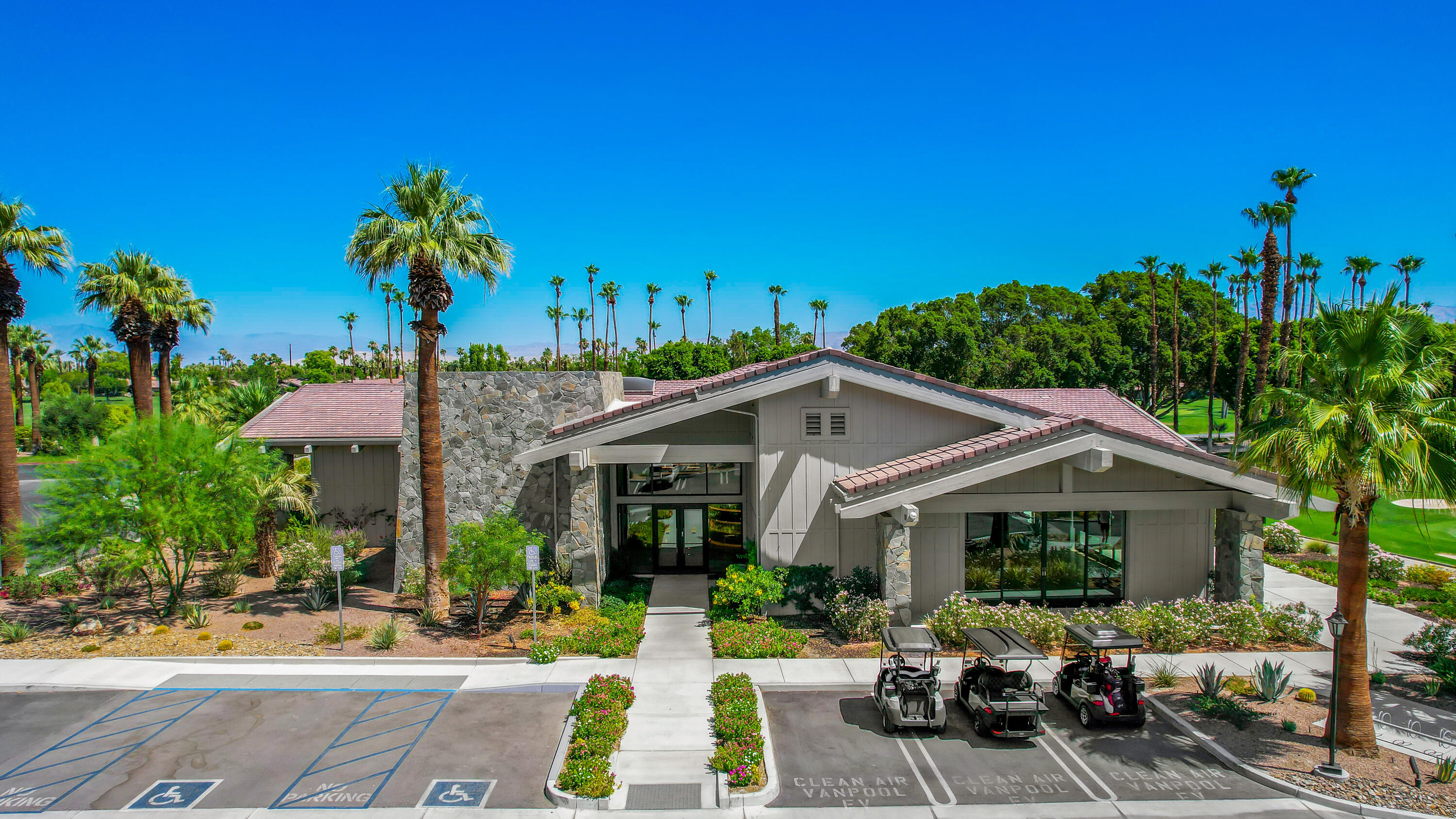 58 Lookout Drive Palm Desert, CA 92211 - Photo 47 of 57 LakesCC#5