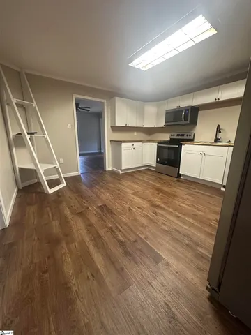 $220,000 | 112 Middle Street, Laurens, SC 29360