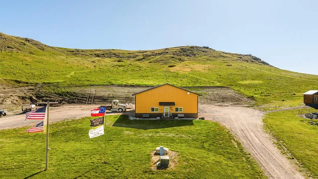 $1,100,000 | 133 Highway 345, Parkman, WY 82838