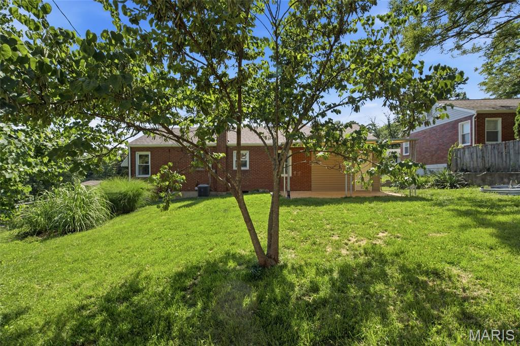 1550 Grant Road Webster Groves, MO 63119 - Photo 25 of 31