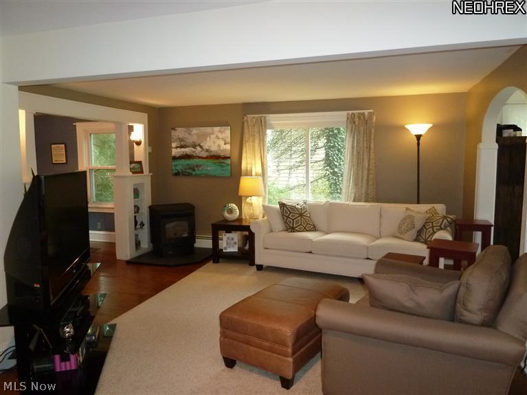 7295 Chagrin Road Chagrin Falls, OH 44023 - Photo 3 of 21 Gallery Image 3