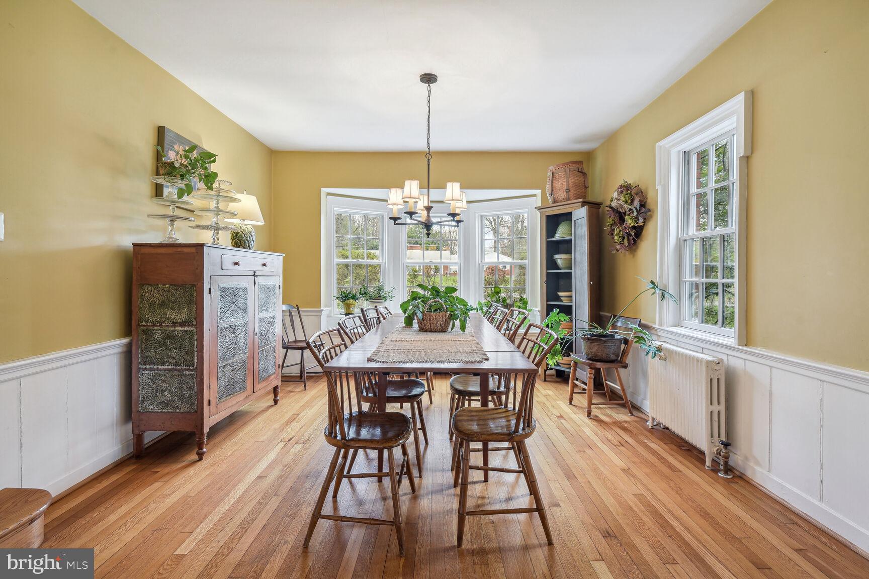 815 Notley Road Silver Spring, MD 20904 - Photo 21 of 64 Separate dining room