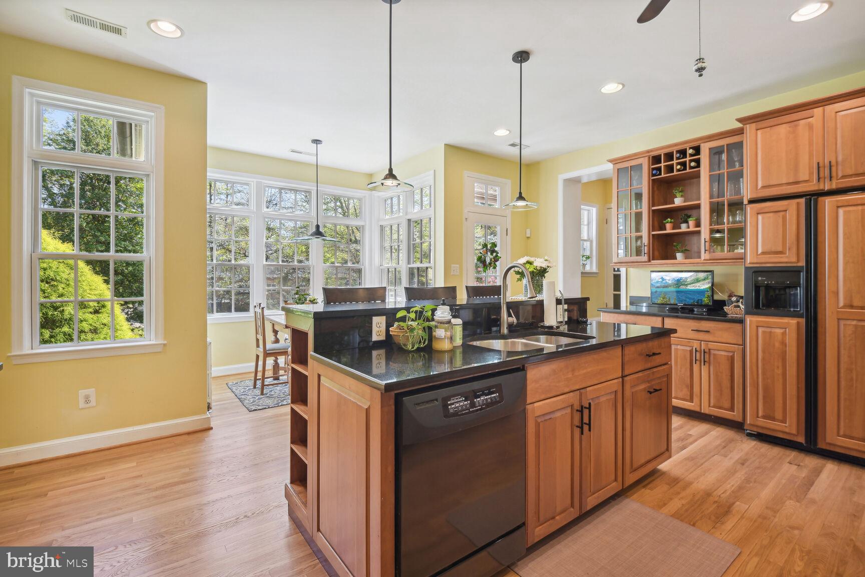 815 Notley Road Silver Spring, MD 20904 - Photo 10 of 64