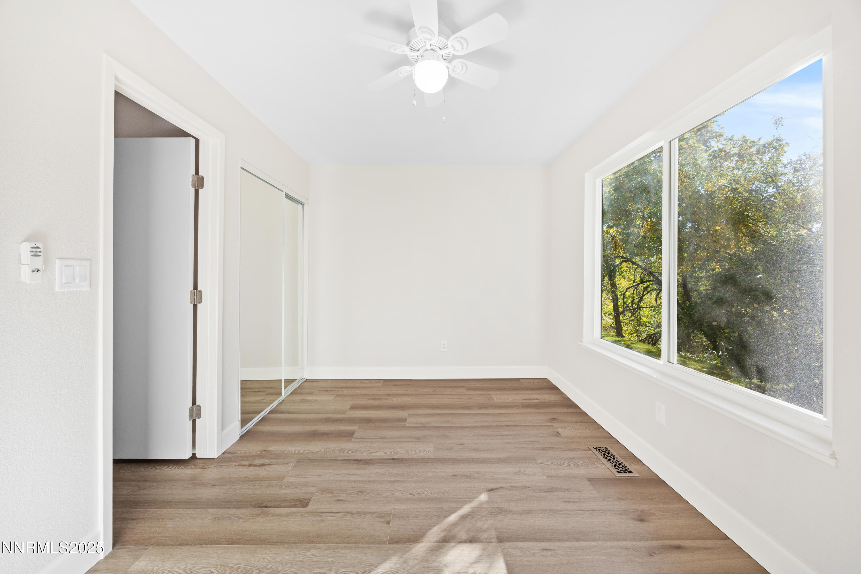 1245 Conway Lane Reno, NV 89503 - Photo 8 of 25 Conway downstairs BR