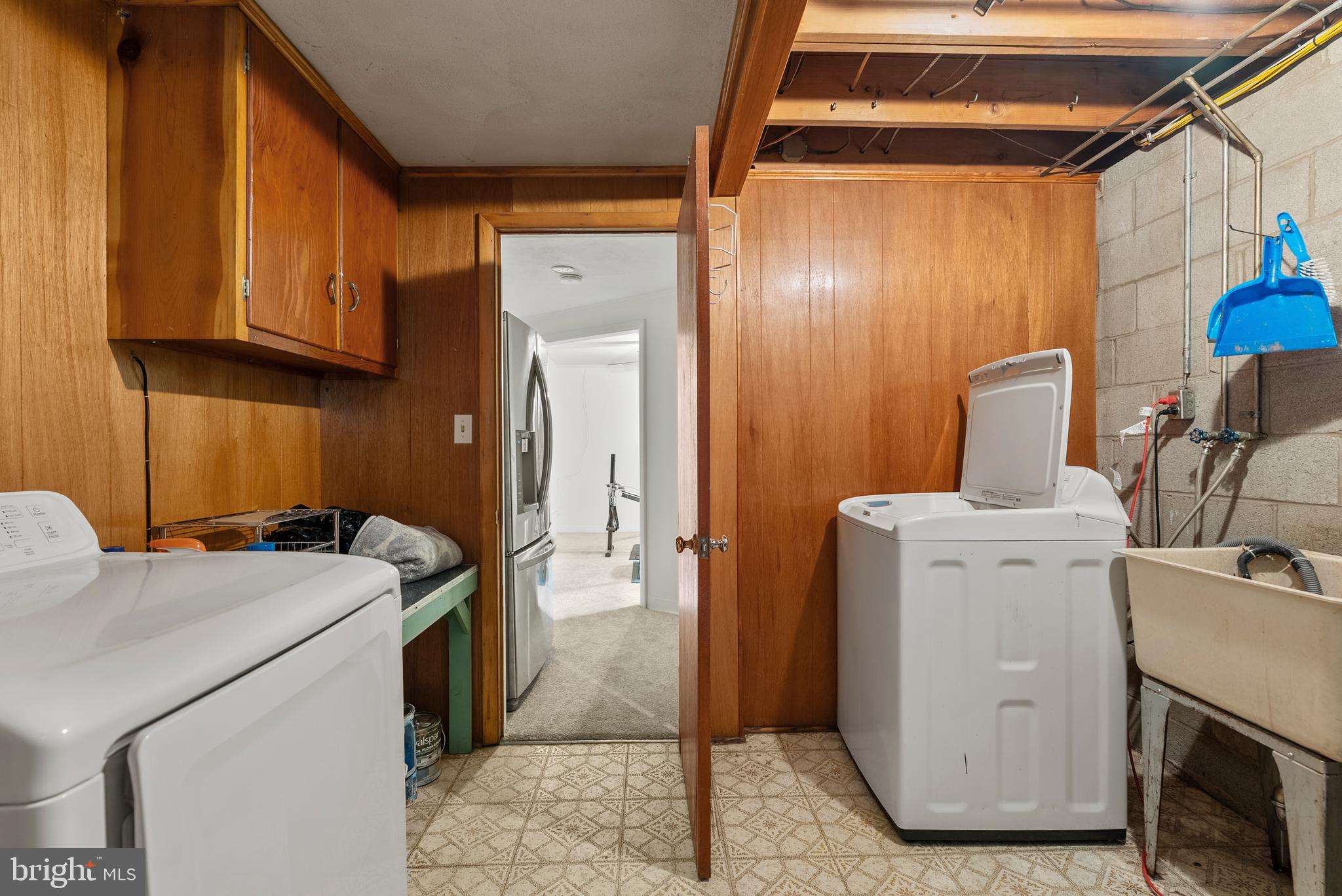 1201 Providence Road Towson, MD 21286 - Photo 28 of 35 a utility room with dryer and washer