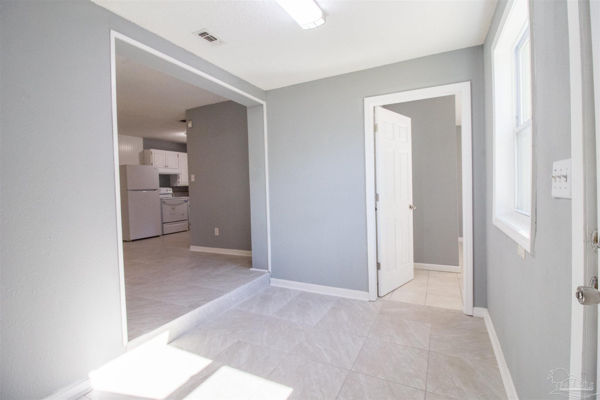 710 Beauvais Road Pensacola, FL 32505 - Photo 3 of 50 Gallery Image 3