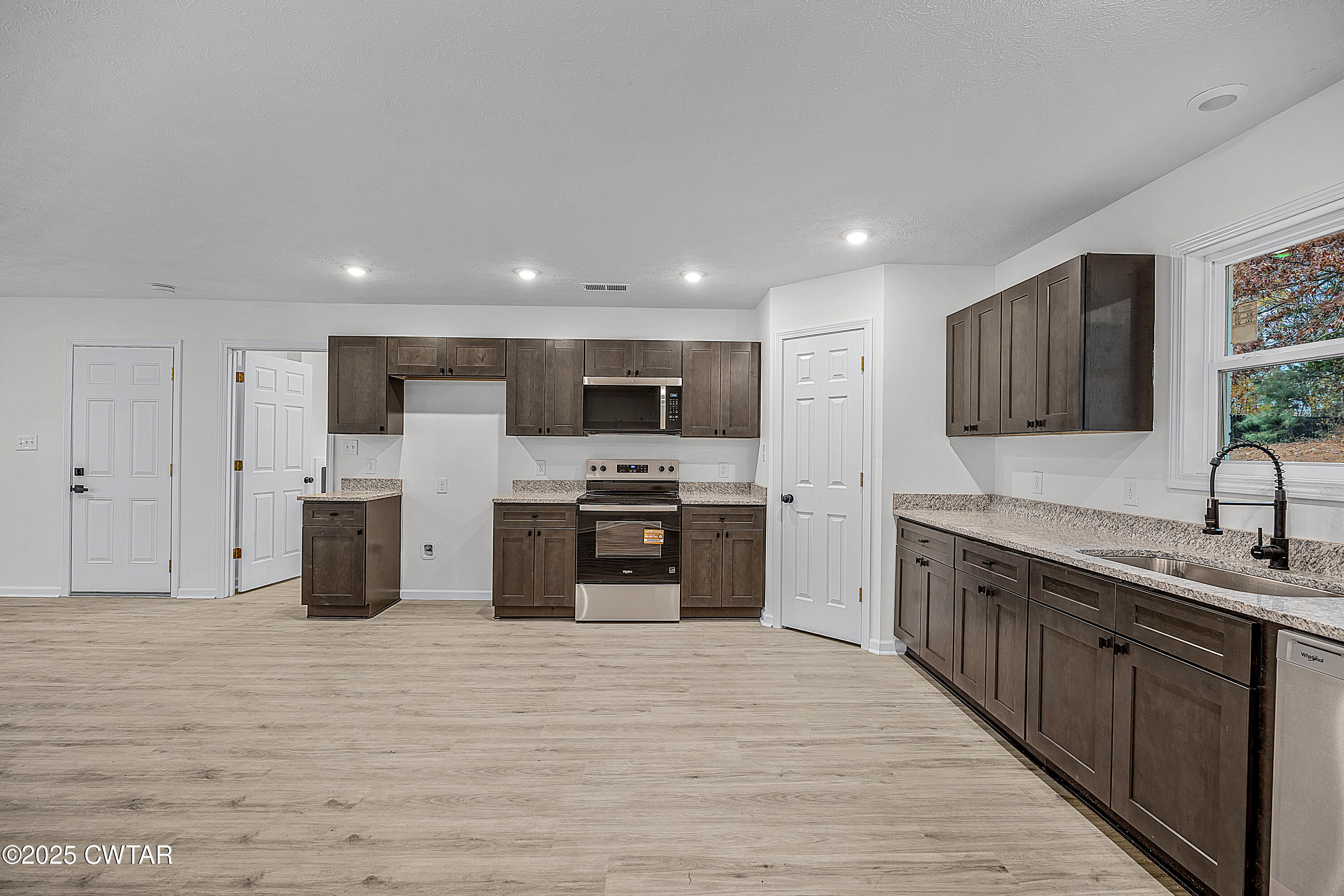 78 Rampart Drive Jackson, TN 38305 - Photo 8 of 17 E02A1571