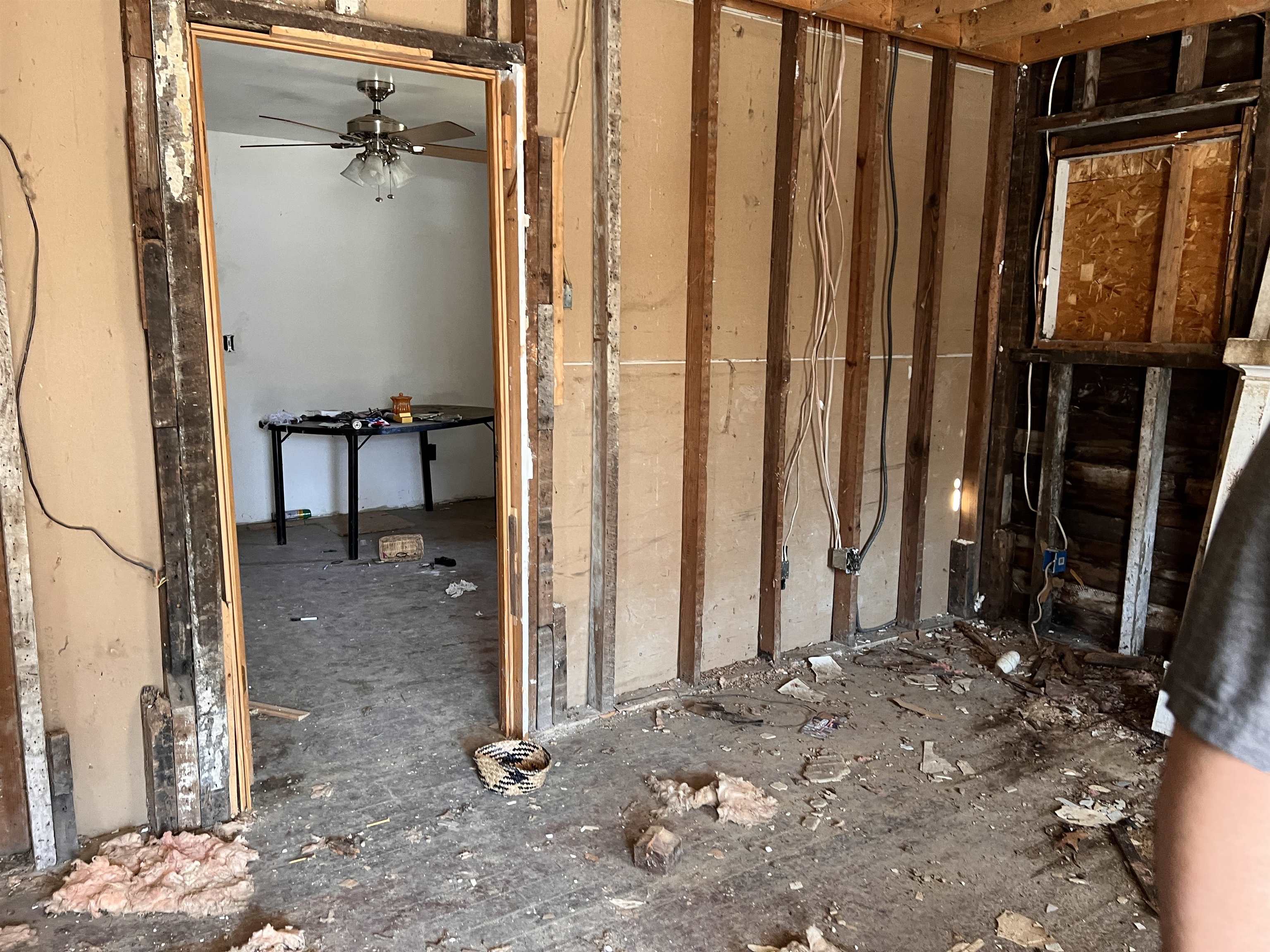 601 Pollard Road Ashland, KY 41101 - Photo 2 of 4