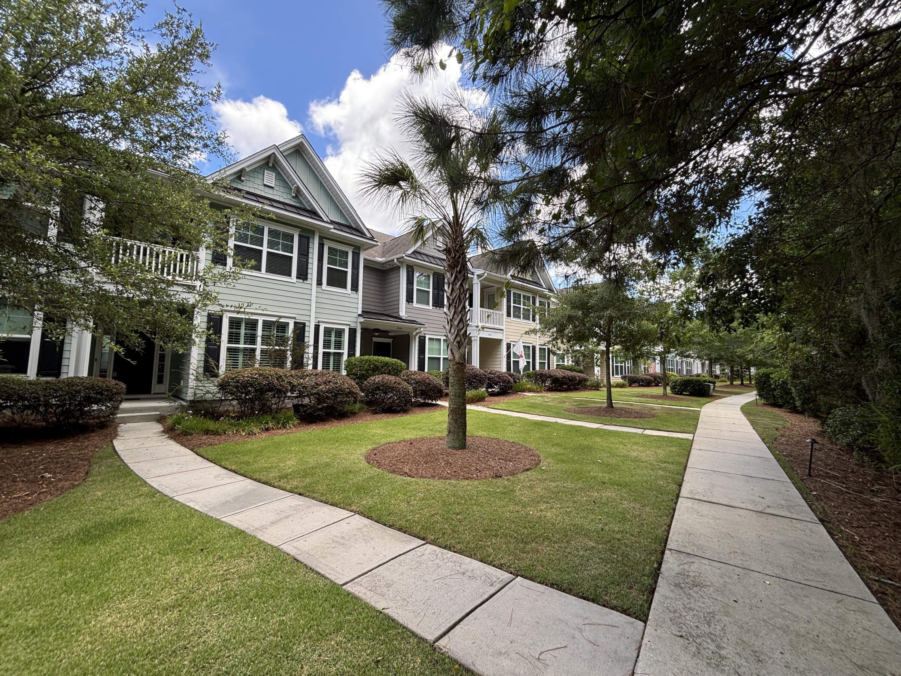 2108 Promenade Court Mount Pleasant, SC 29466 - Photo 6 of 34 IMG_0108