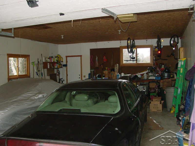 2494 South Fordney Road Hemlock, MI 48626 - Photo 13 of 15 20324668-12.JPG