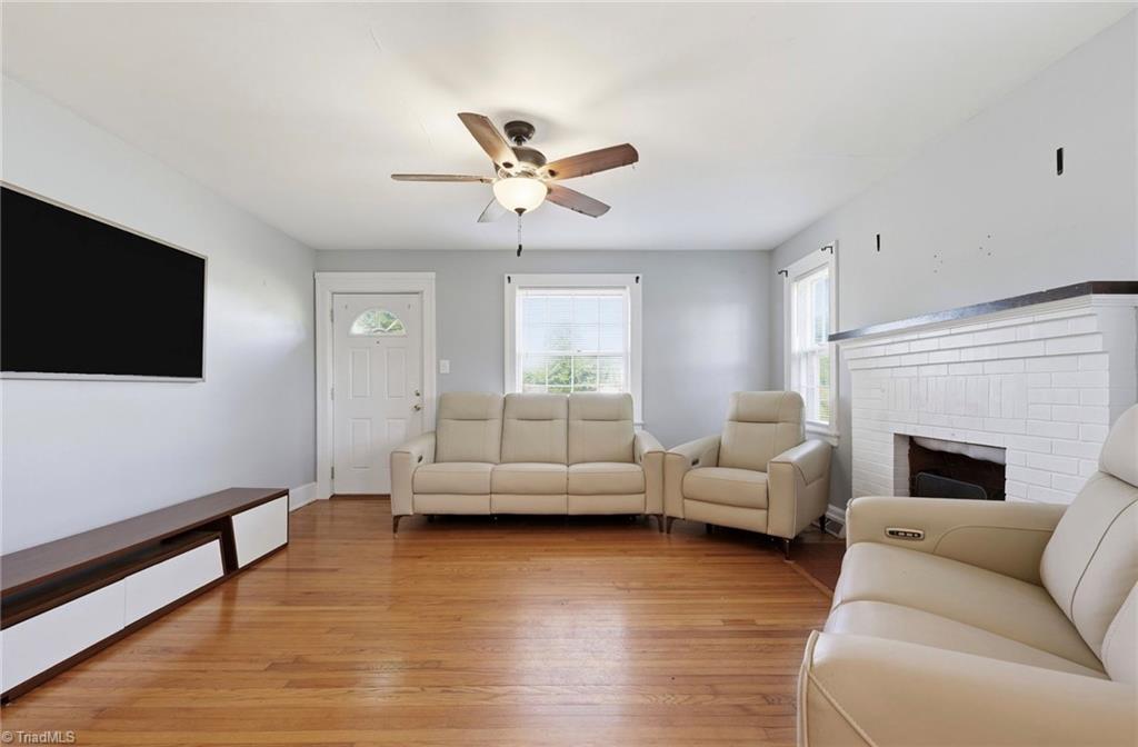 3221 Settle Bridge Road Stoneville, NC 27048 - Photo 6 of 32