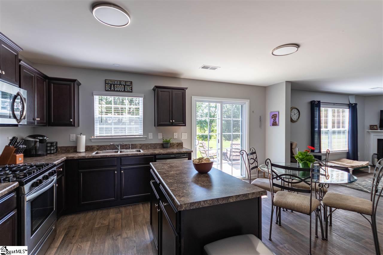 226 Hillendale Way Pelzer, SC 29669 - Photo 5 of 15