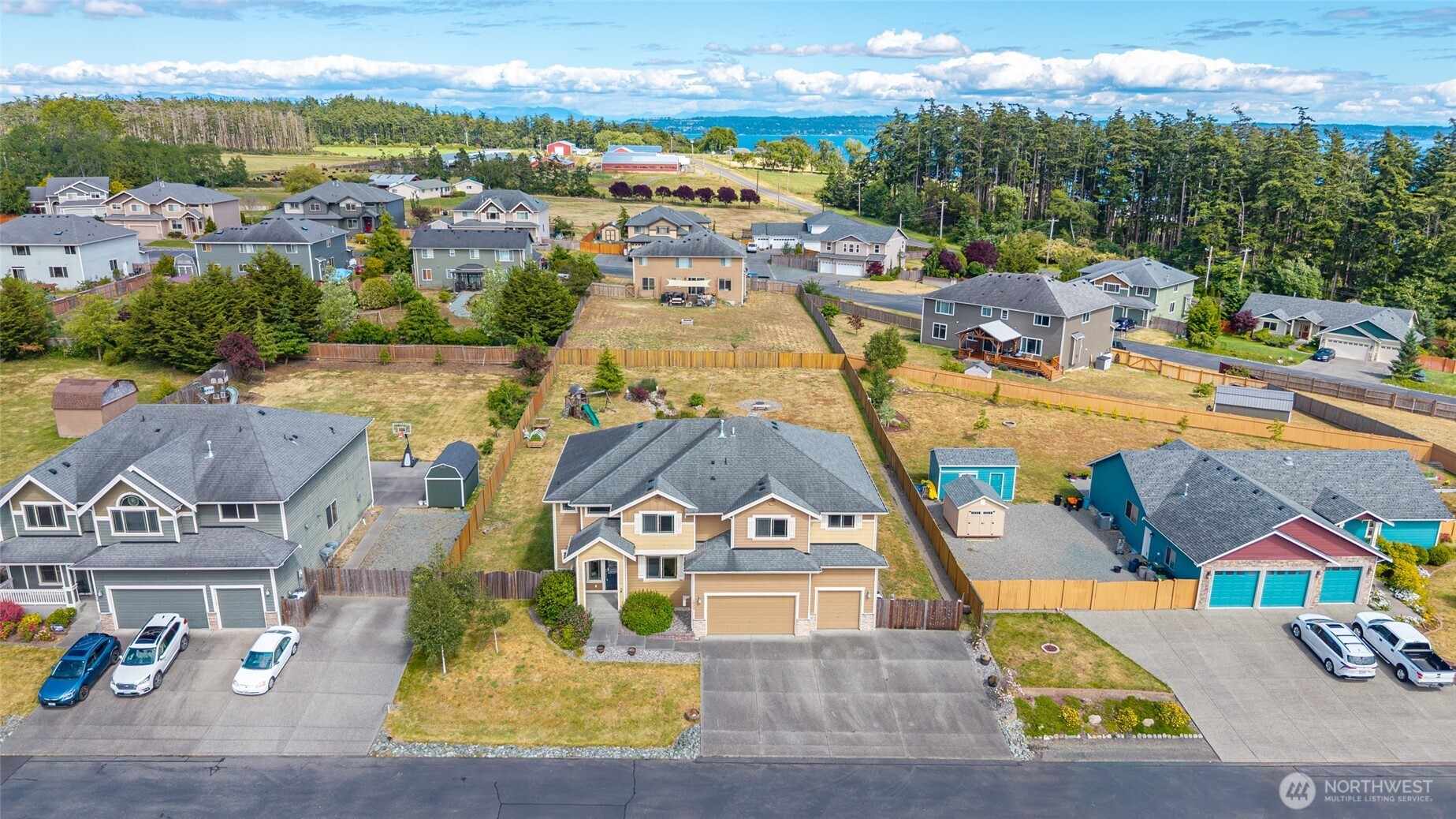 1033 Lyle Ridge Circle Oak Harbor, WA 98277 - Photo 34 of 37