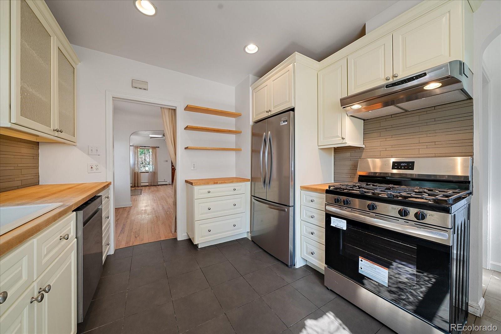 2910 Benton Street Wheat Ridge, CO 80214 - Photo 14 of 42