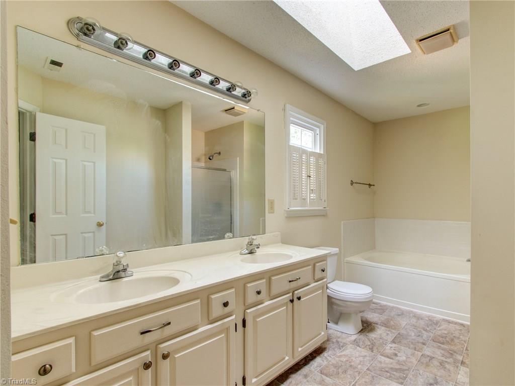2812 Pickering Road Greensboro, NC 27407 - Photo 22 of 30 Gallery Image 22