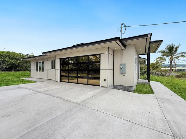 $825,000 | 94-179 Wakea Avenue, Naalehu, HI 96772