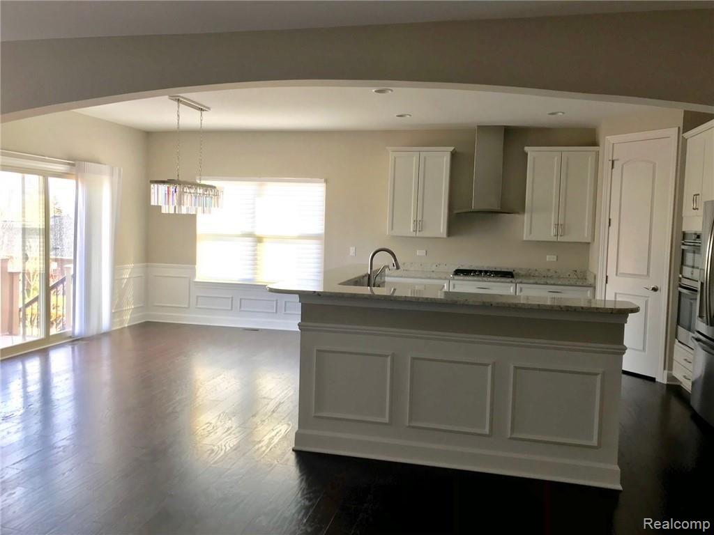 5505 Woodfall Road Clarkston, MI 48348 - Photo 8 of 46