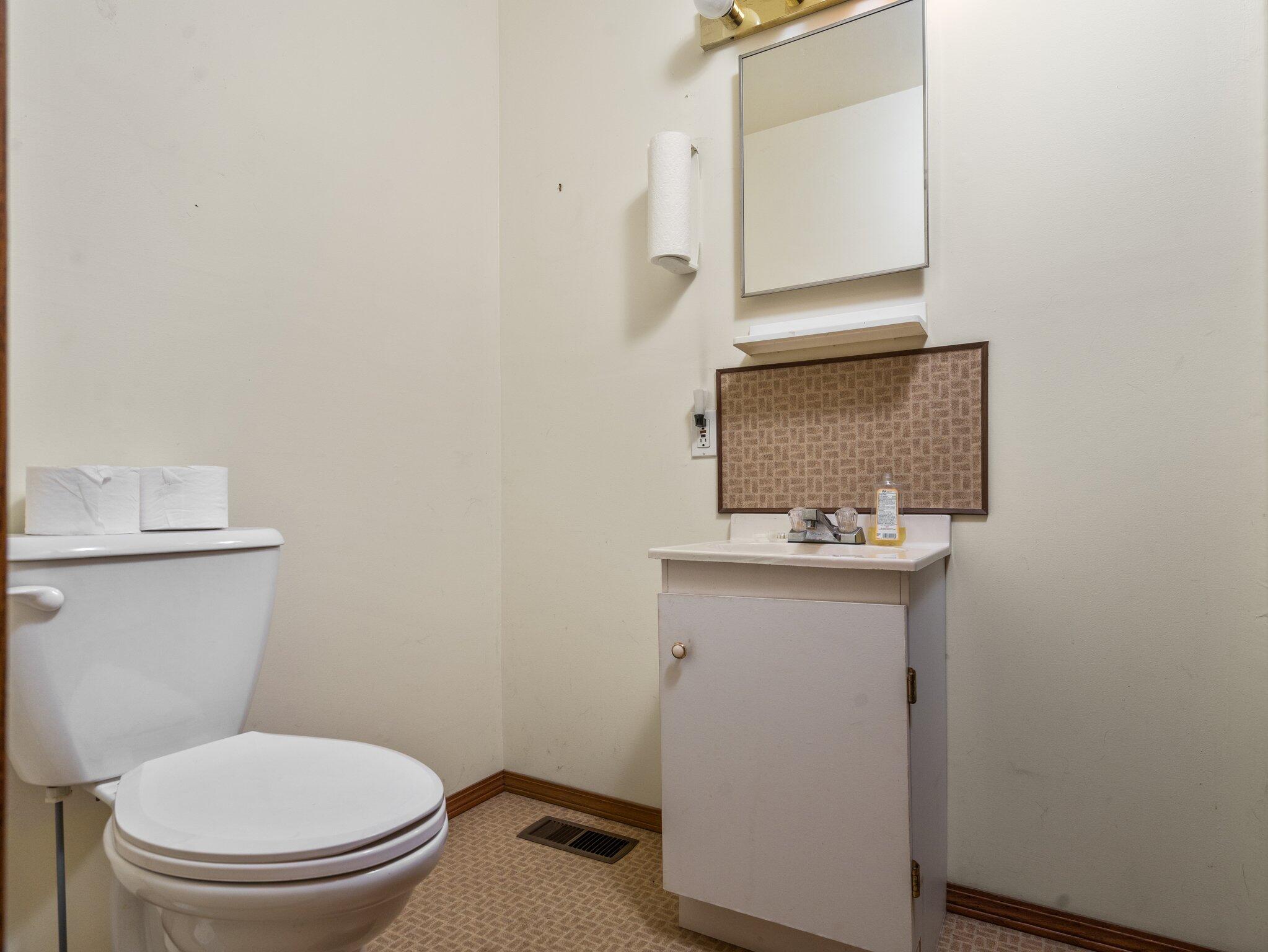 152 North Hawkins Road Reed City, MI 49677 - Photo 75 of 89 53-web-or-mls-DSC00605