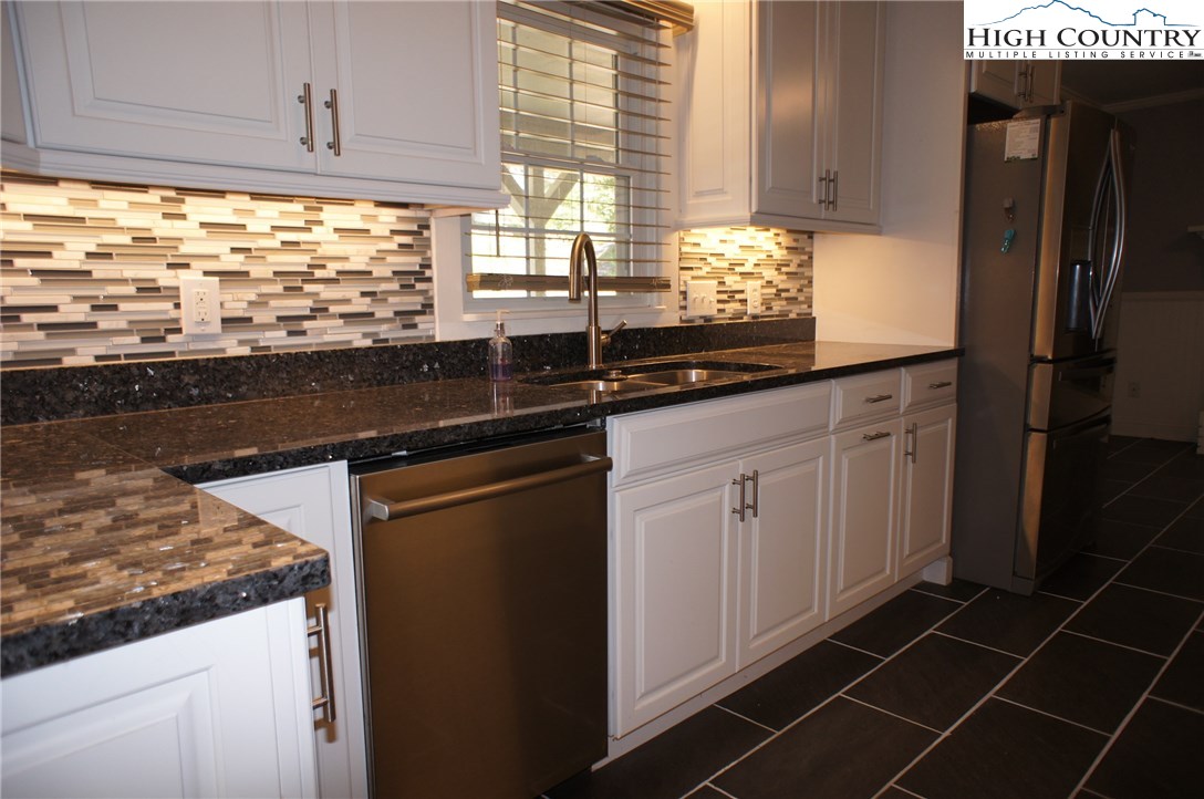 144 Spring Street Boone, NC 28607 - Photo 12 of 38 Gallery Image 12
