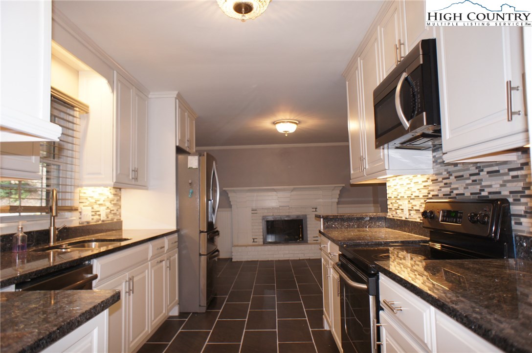 144 Spring Street Boone, NC 28607 - Photo 13 of 38 Gallery Image 13