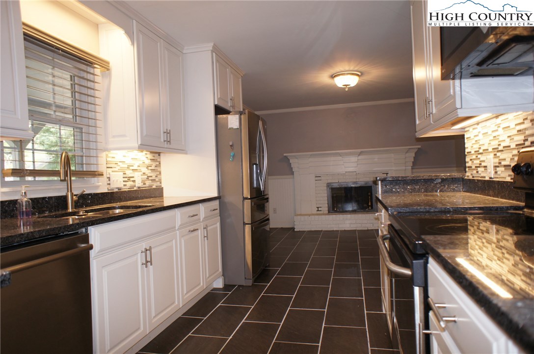 144 Spring Street Boone, NC 28607 - Photo 14 of 38 Gallery Image 14