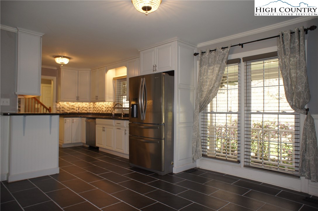 144 Spring Street Boone, NC 28607 - Photo 18 of 38 Gallery Image 18