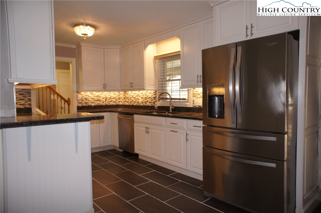 144 Spring Street Boone, NC 28607 - Photo 20 of 38 Gallery Image 20