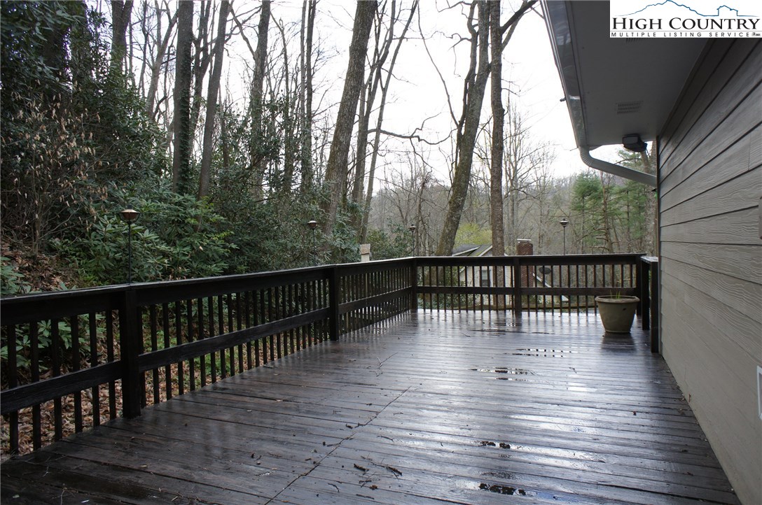 144 Spring Street Boone, NC 28607 - Photo 7 of 38 Gallery Image 7