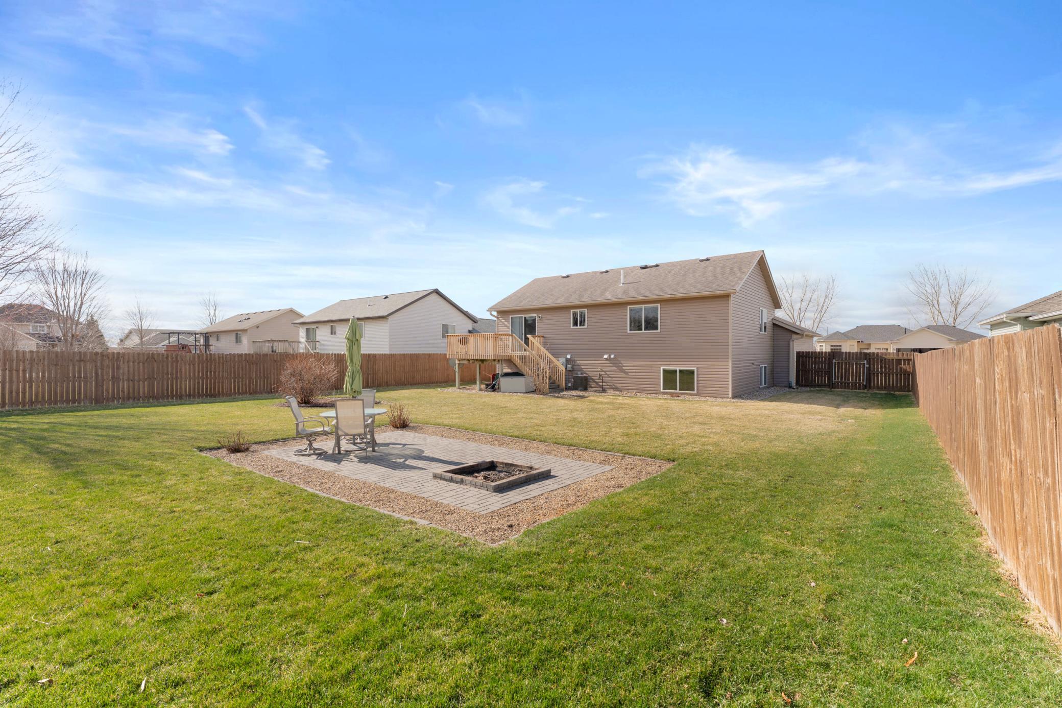 5421 Florence Drive Northwest Rochester, MN 55901 - Photo 2 of 30