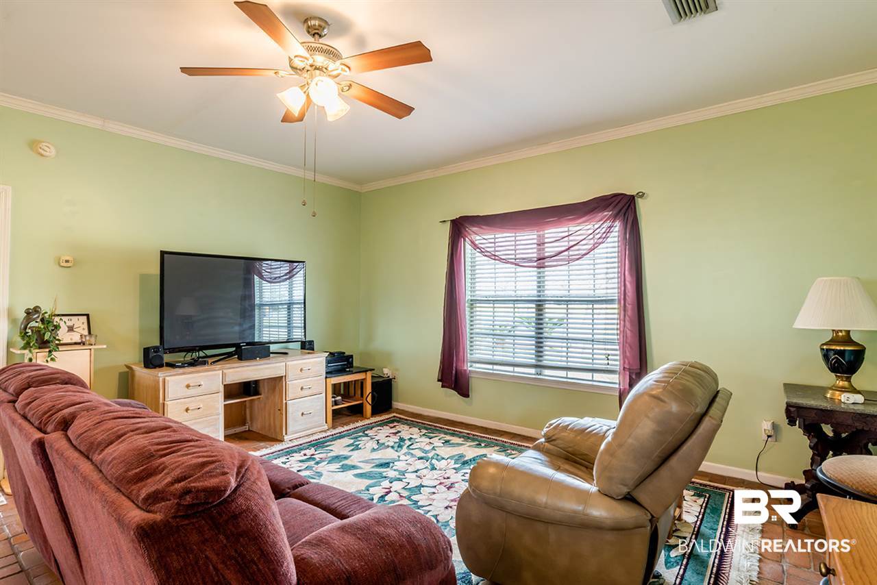 15411 Fackler Road Loxley, AL 36551 - Photo 28 of 49 Guest House Living Room