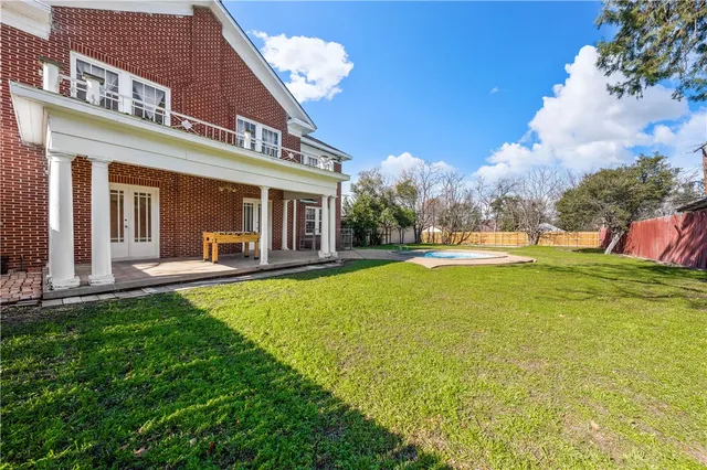 $450,000 | 1811 Colcord Avenue, Waco, TX 76707