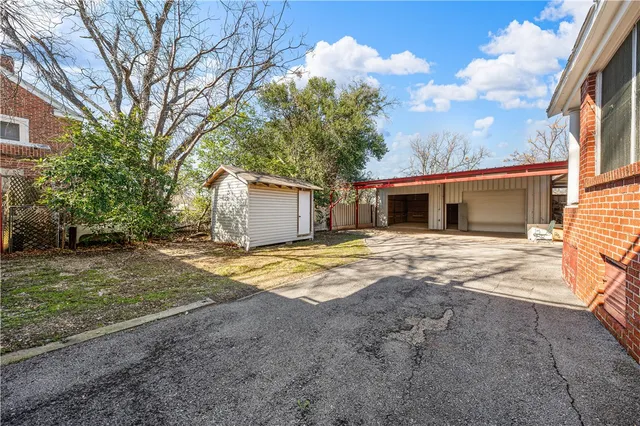$450,000 | 1811 Colcord Avenue, Waco, TX 76707