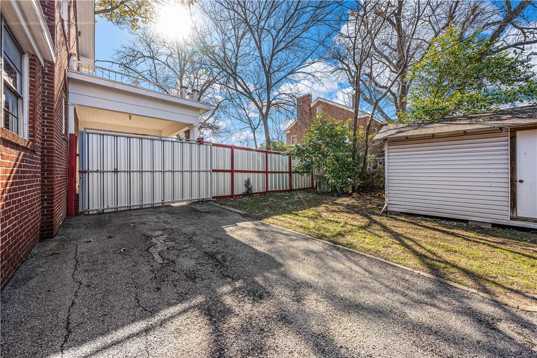 1811 Colcord Avenue Waco, TX 76707 - Photo 80 of 83