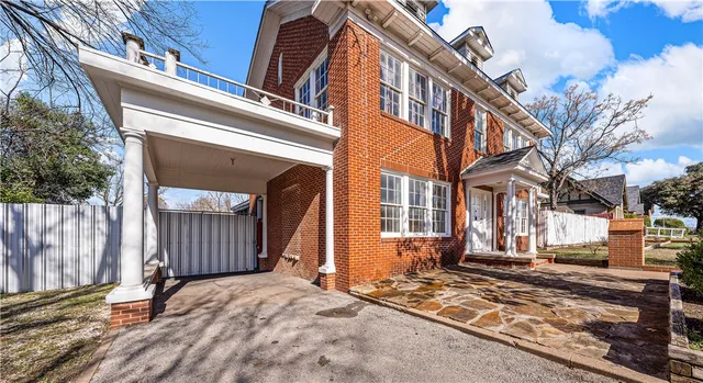 $450,000 | 1811 Colcord Avenue, Waco, TX 76707