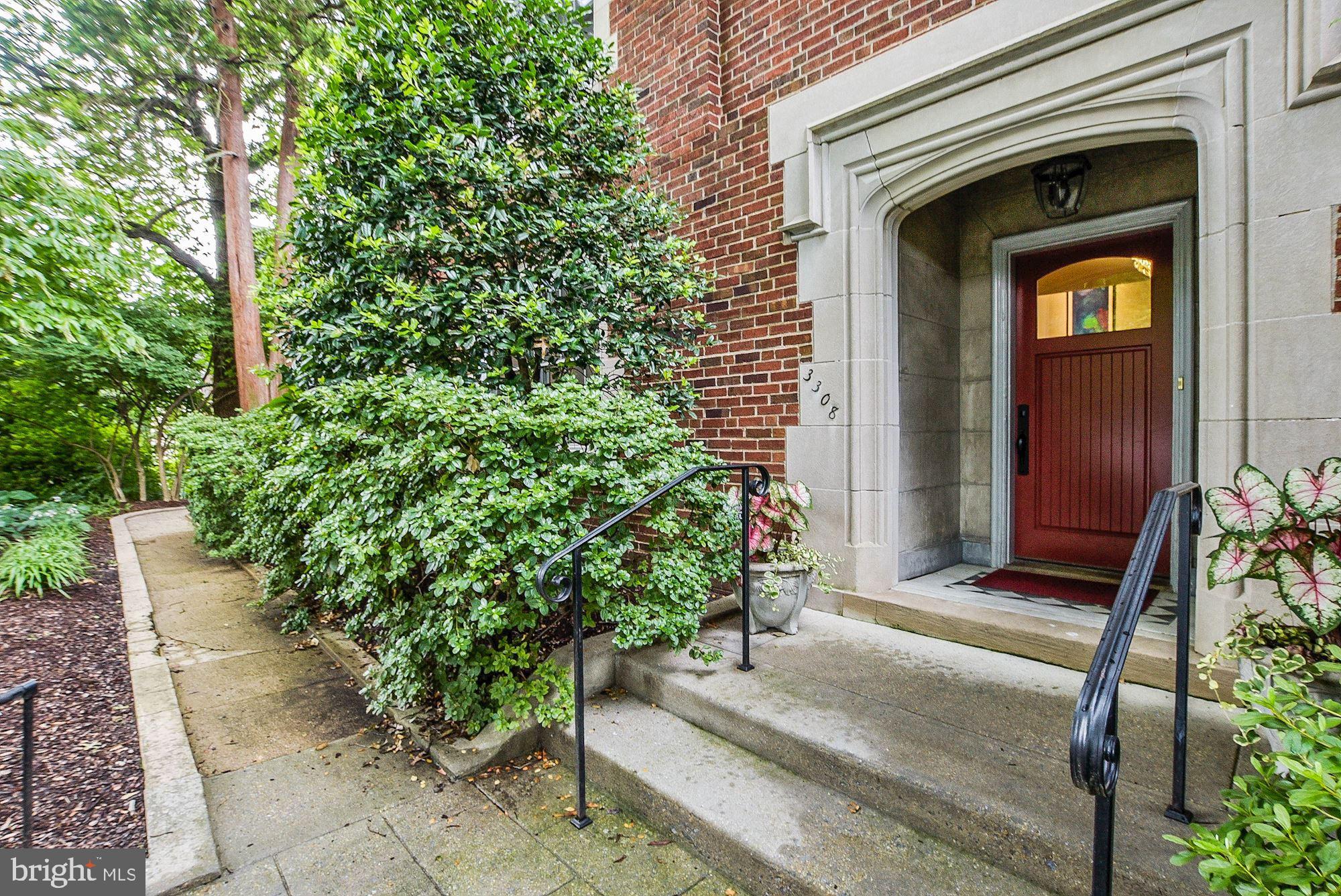 3308 Woodley Road Northwest Washington, DC 20008 - Photo 2 of 23 Attractive detailing