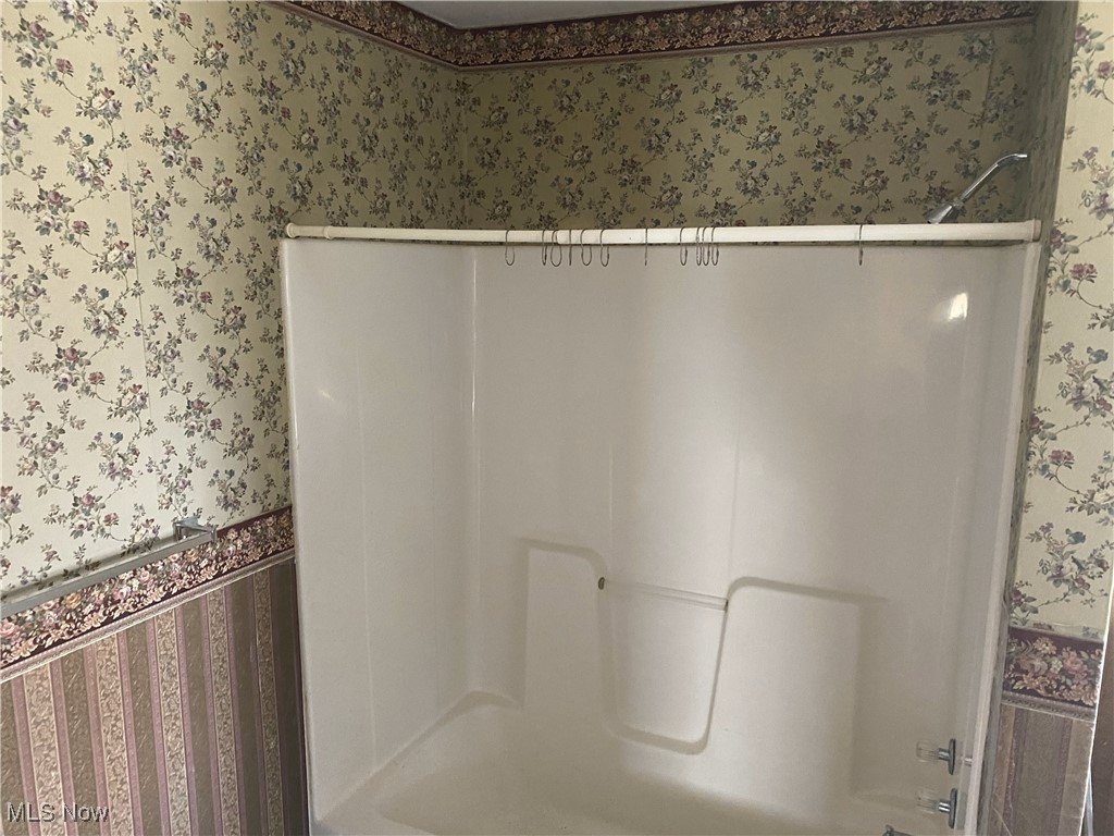 46790 Moore Ridge Road Woodsfield, OH 43793 - Photo 18 of 18 Bathroom featuring walk in shower
