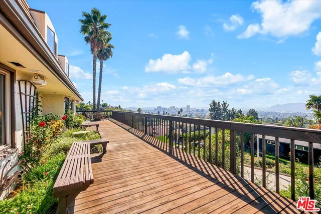 $2,688,000 | 441 Audraine Drive, Glendale, CA 91202