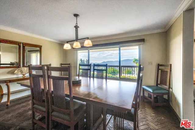 $2,688,000 | 441 Audraine Drive, Glendale, CA 91202