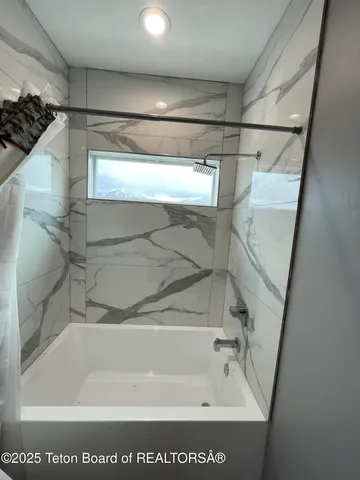 $1,399,900 | 5860 Bitter Creek Road, Afton, WY 83110