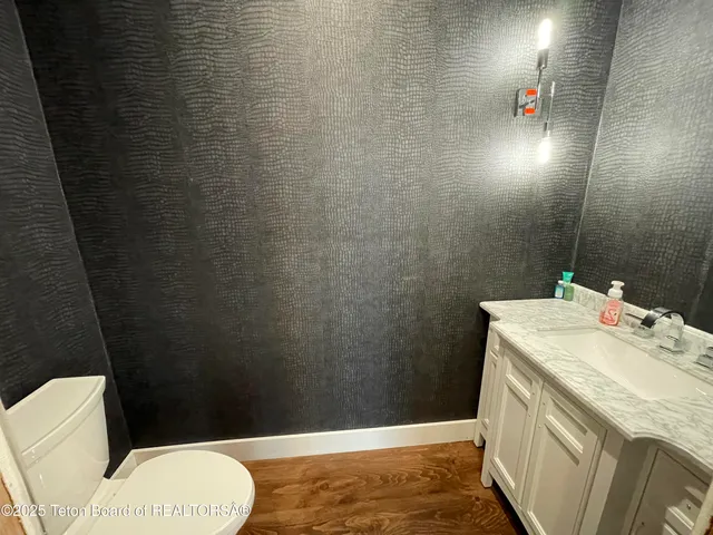 $1,399,900 | 5860 Bitter Creek Road, Afton, WY 83110